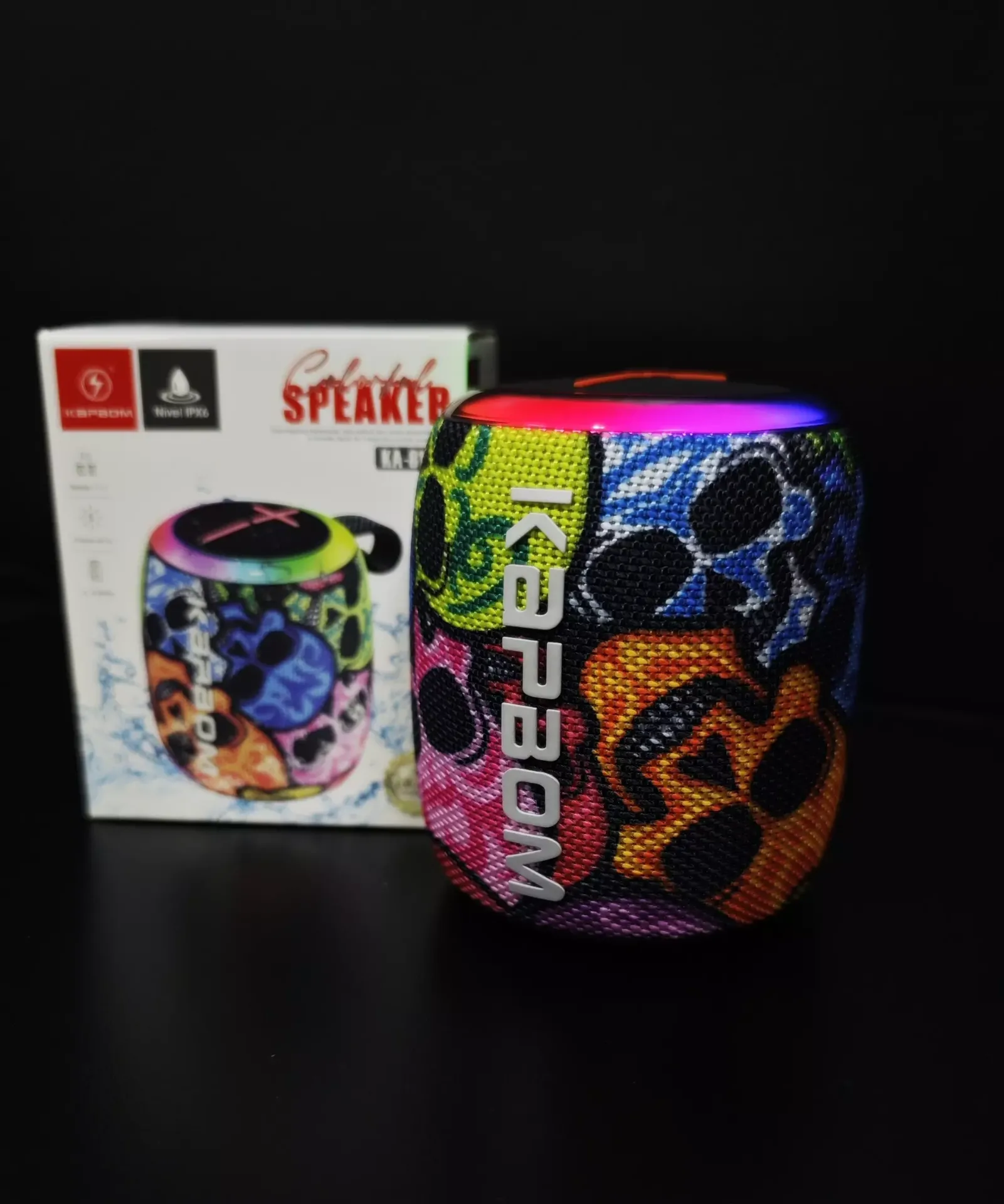 Caixa de Som Bluetooth LED Kapbom KA-8193 7W IPX6 Graffiti 3
