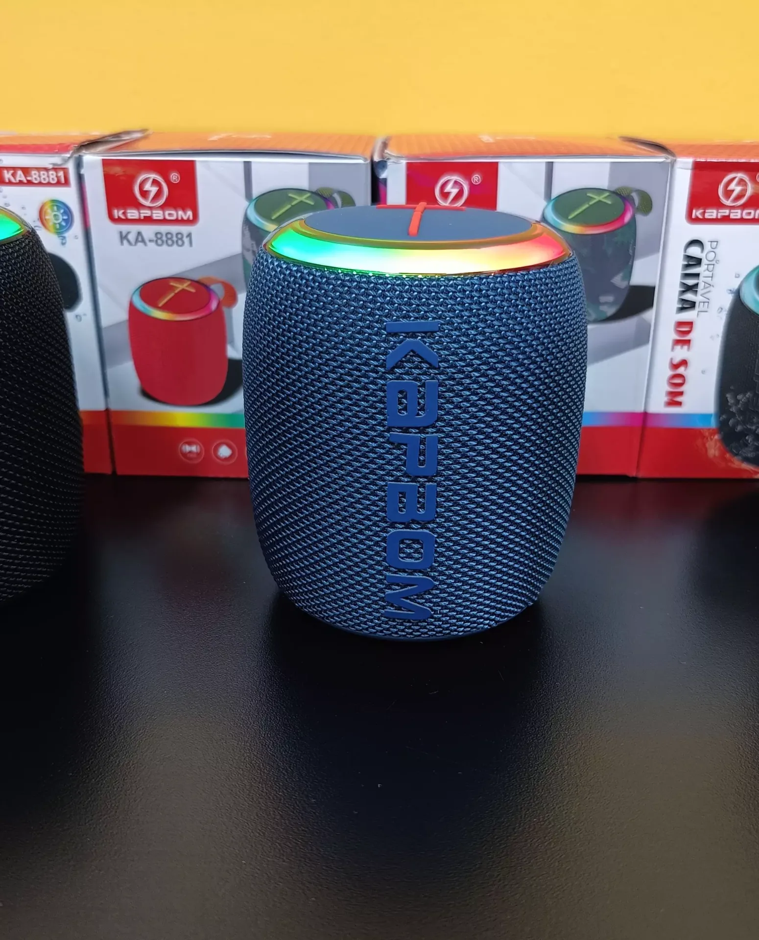 Caixa de Som Bluetooth LED Kapbom KA-8881 7W IPX6